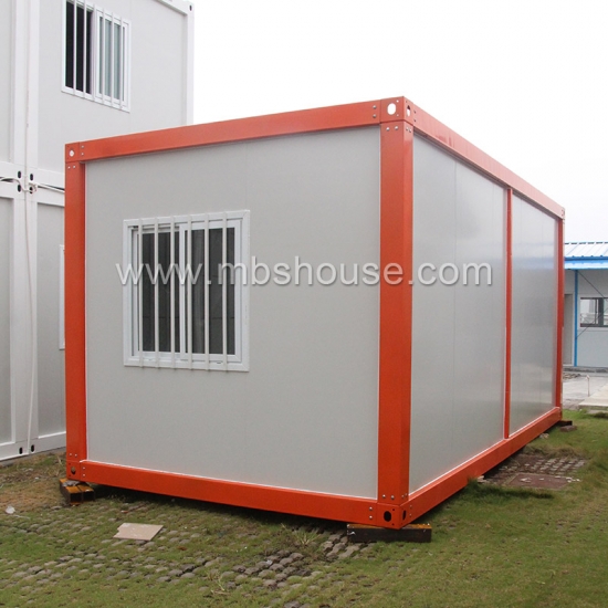Rumah kontainer prefab kecil dengan akses aksesori kamar mandi